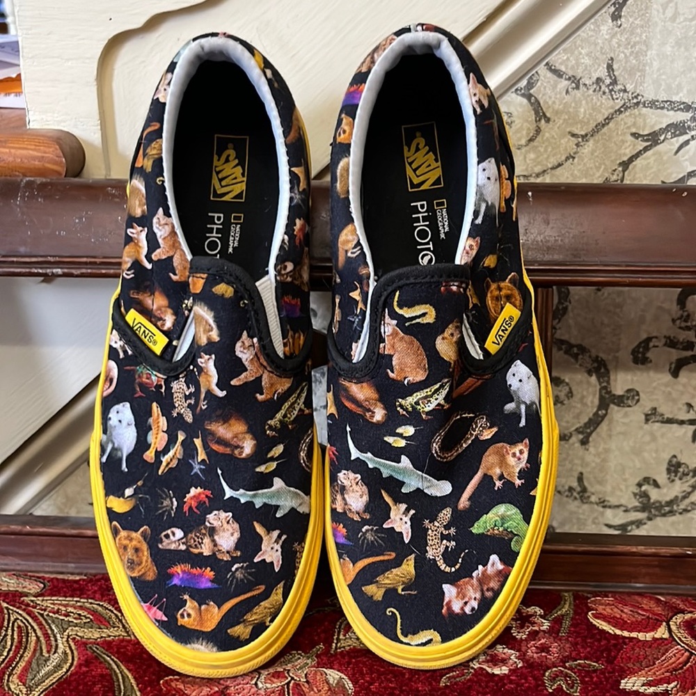 Van animal print boys shoe sz 5
